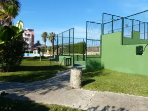 Peaceful location close to the beach - Image 3