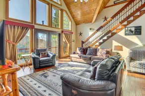 Grand Ellijay Cabin w / Mountain Views + Poolbord! - Image 5