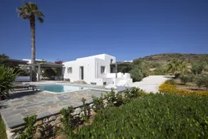 Villa Aphrodite · Elegant villa, sea views, designer renovation - Image 2