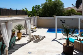 Casa Verde Guesthouse - Image 2