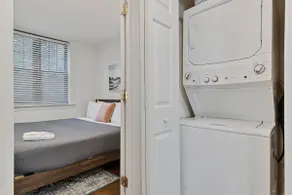 Modern Design 2 Bd Condo In Iconic Lincoln Square - Image 5
