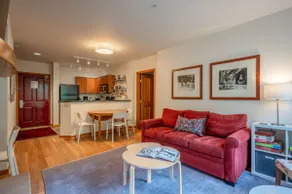 Ne pas manquer Ski In / Ski Out Condo | Proche de tout | Vues directes sur les pentes! - Image 5