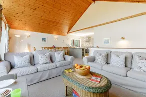 4 Bed in Wadebridge oc-p00066 - Image 5