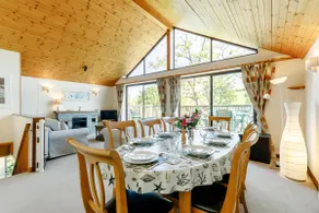 4 Bed in Wadebridge oc-p00066 - Image 2