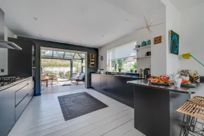 4 Bed in Mawgan Porth oc-h29763 - Image 3