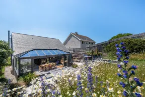 4 Bed in Mawgan Porth oc-h29763 - Image 4