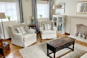 Box Cottage - Image 2