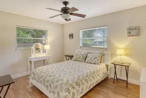 Schöne 3 Schlafzimmer / 2 Bäder mit Pool in der Nähe der Innenstadt - Image 4