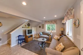 Lakebay Cabin w / Mtn View, Beach Access & Kajaker! - Image 3