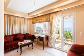 Verga Majestic Sunsets - Elegant & Secluded Retreat - Image 4