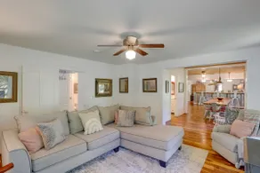 Secluded Marshall Farmhouse w/ Hot Tub! - Image 4