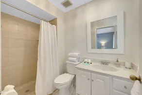 Woodridge: Work Friendly, Pool, Near Beach - Image 4