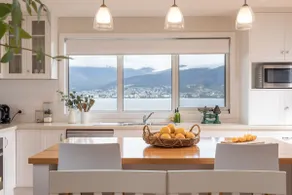 Derwent River Cottage - Tranquil Waterfront Living - Image 3
