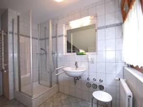 Um confortável, alojamento espaçoso perto da cidade de Freiburg. - Image 3