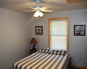 Red-Upper-Cabin-Lake View-East Private Bathroom - Image 3