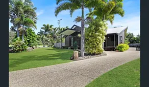 Gathering of 8 Holiday House - Image 5
