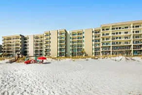 2BR Beachfront | Balcony | Pool | Tennis | W/D - Image 4