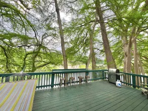 Riverside Roost- Guadalupe Riverfront Home, 6 sovepladser! - Image 3