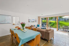 House 6: Pet-Friendly With Hot Tub & EV Charging - Image 4