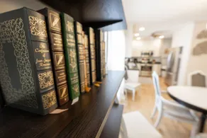 Newly remodeled in the heart of the city! - Image 4
