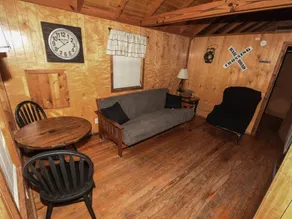Lakeview Cedar Cabin - Whistle Stop - 2 - Image 4