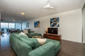 1 Bright Point Apartment 5404 - Image 5