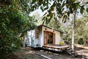 Die kleine Buschhütte - Nelly Bay, QLD - Image 2