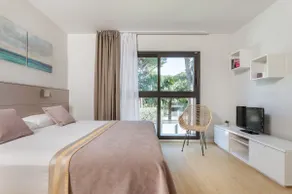 Apartamentos Royal Marina Gardens - Image 4