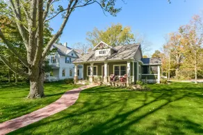 Four Gen house on Hill in Saugatuck walk to town - Image 2