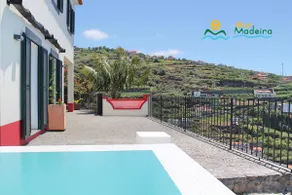 Med udsigt over Calheta Beach, kvalitet privat villa, opvarmet pool | Casa Do Julio - Image 5