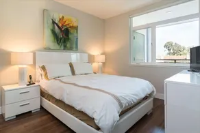 Sunny & Spacious Luxury 1 Bedroom in Mountain View - Image 5