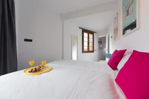 Cheerful, bright and balcony in the historic center. Loft GC - Image 2