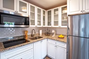 Palmetto 3 | Residential 2BR/1BA Hideaway - Image 4