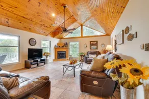 Waterfront Beaver Lake House w/ Deck & Fire Pit! - Image 2