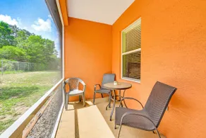 Pet-Friendly Gem w/ Yard & Pool Access in Sebring - Image 2