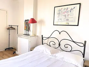 Sunny 1 Bedroom Rue Commandant André - Image 3