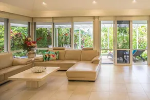 Hermosas vistas al jardín, gran piscina de Villa, espaciosa y familiar - Image 2