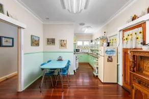 Albert Road Cottage, Bunbury - 3 bedroom & caravan - Image 4
