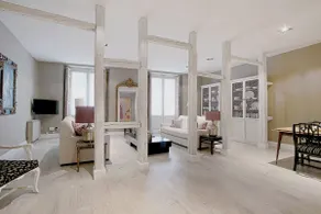 Homelike Huertas - Image 4