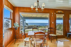 Seacliff Rose on Bluff: Oceanfront, Pet-Friendly - Image 3
