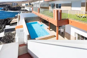 Coastal Dream with heated pool - Image 2