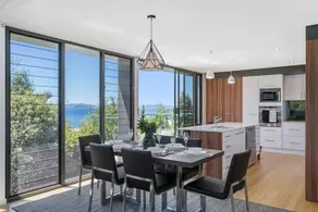 Architect Designed Coastal Retreat with Views - Image 2