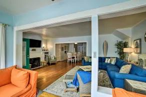 Steps to Avalon Bay: Sunny Catalina Island Home! - Image 3