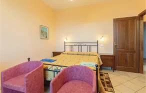 Appartamento pet friendly a Castiglion del Lago PG con piscina esterna - Image 4
