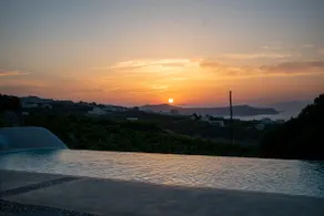 White Orchid Villa - Image 3