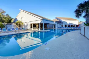 Walk to Ocean: Myrtle Beach Retreat w/ Sunroom - Image 3