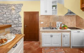 Four-Bedroom Apartment In Nova Vas - Image 4