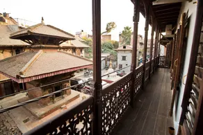 Balcony Imperial Duplex - live like a king - Image 3