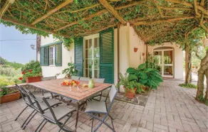 Cozy Home In Crespina Pi With Sauna - Image 2