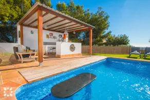 Villa Waterfront by Abahana Villas - Image 3